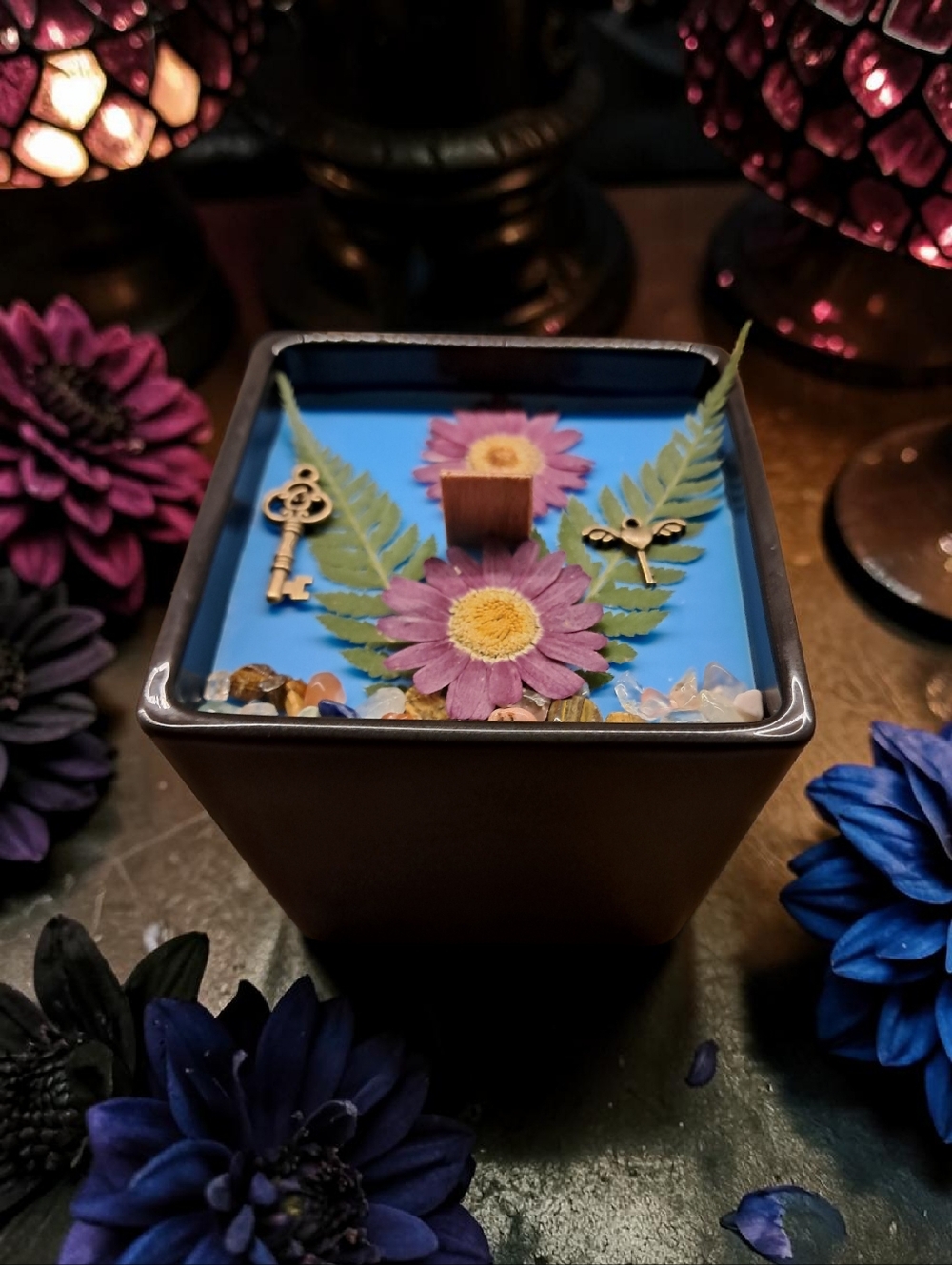 Hand Crafted , Wicked Worthy Wax, Floral boost 9 oz candle - Picture 4 of 4
